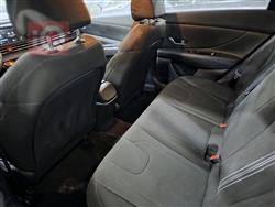 هیۆندای ئەلەنترا